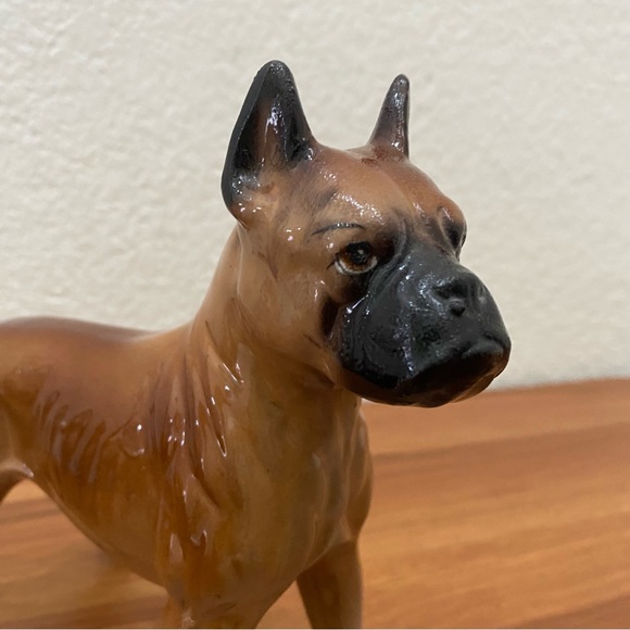 Vintage Unsigned Porcelain Ceramic Boxer Dog 7” Collectible Figurine - Picture 5 of 12
